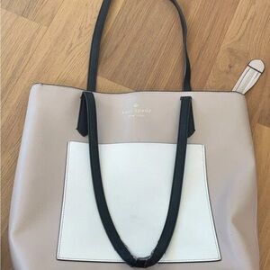 Kate Spade Tan and White Tote with Black Straps
